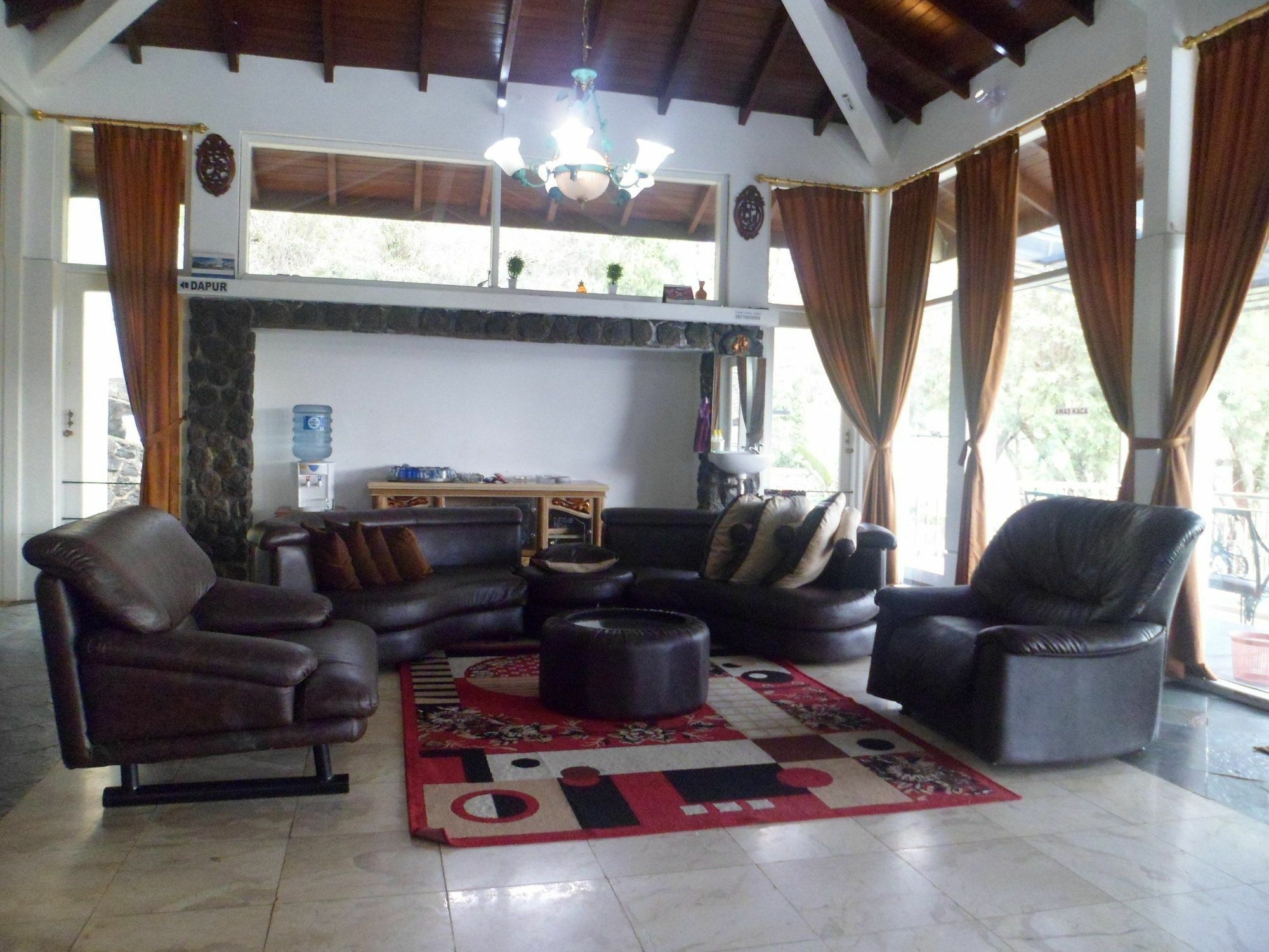 Villa Bukit Danau Cipanas (Bogor) Exterior foto