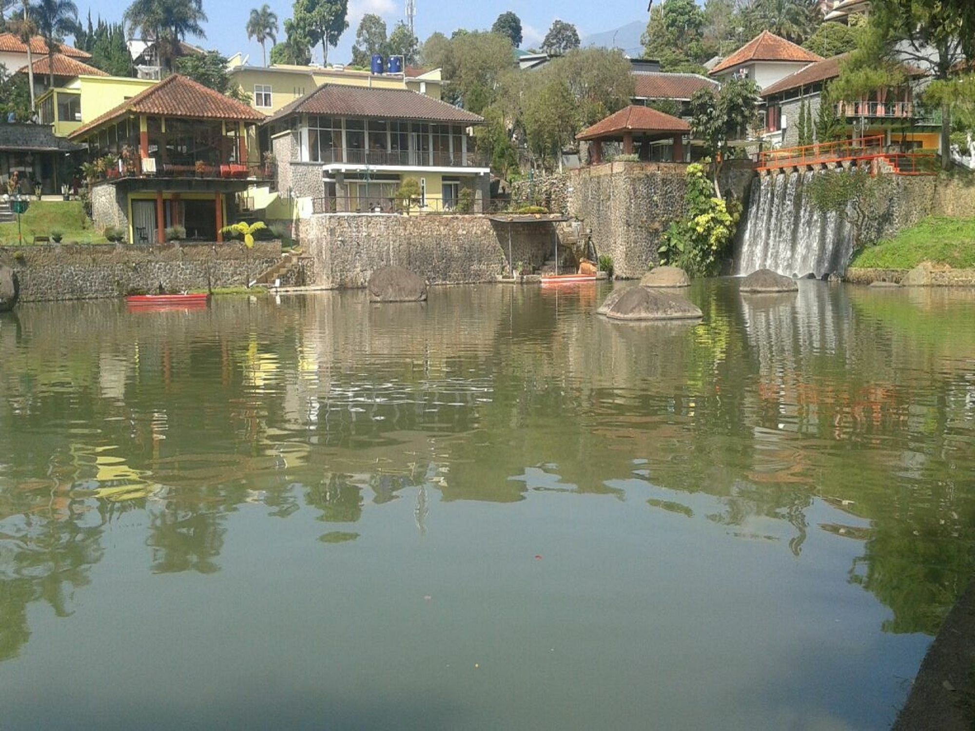 Villa Bukit Danau Cipanas (Bogor) Exterior foto