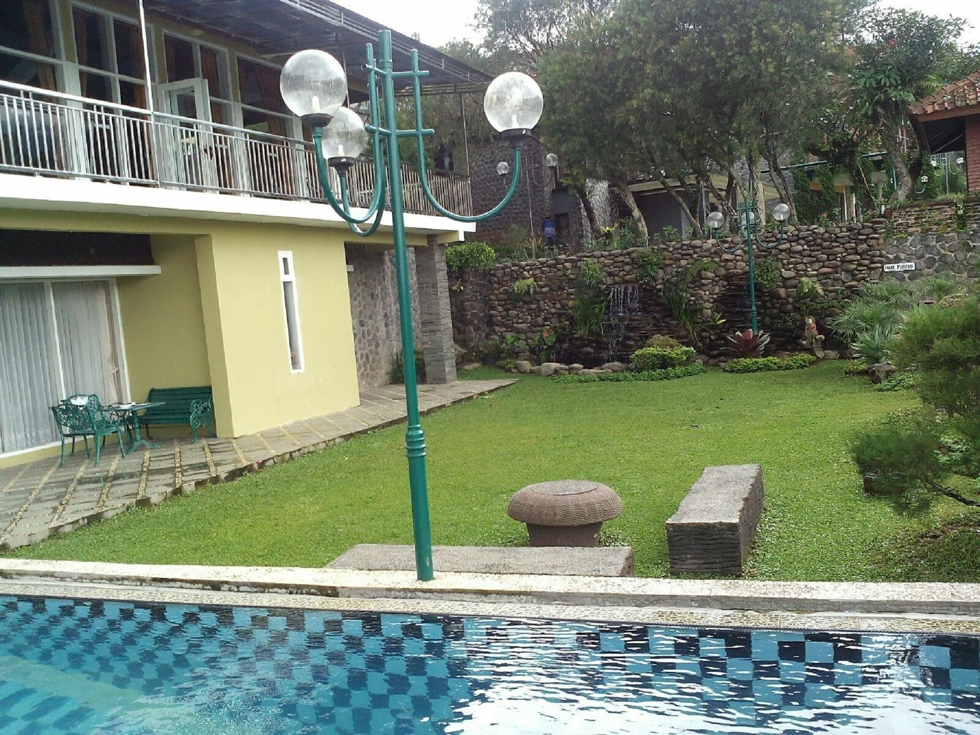 Villa Bukit Danau Cipanas (Bogor) Exterior foto